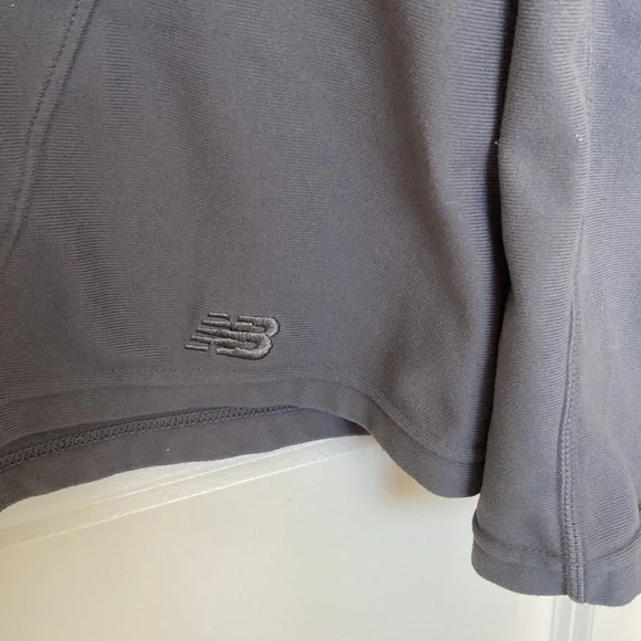 New Balance Quarter Zip Pullover Large - Picture 5 of 6